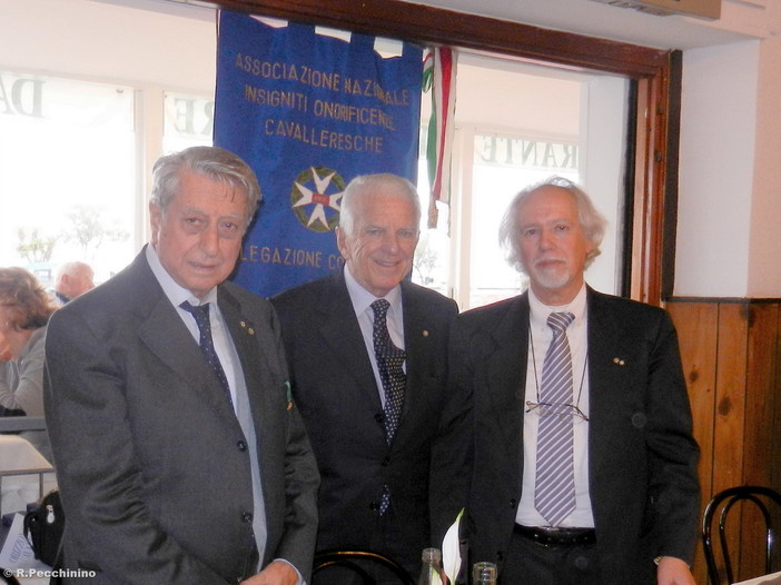 Sanremo: Cavalieri,Ufficiali, Commendatori e Cavalieri di Gran Croce insieme per gli auguri di Pasqua Sanremo: Cavalieri,Ufficiali, Commendatori e Cavalieri di Gran Croce insieme per gli auguri di Pasqua