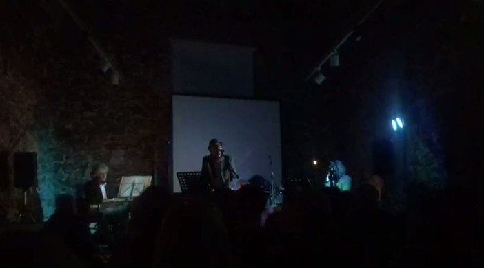 Sanremo: successo per il tributo dedicato a Lucio Battisti da Amedeo Grisi e i suoi musicisti (video)