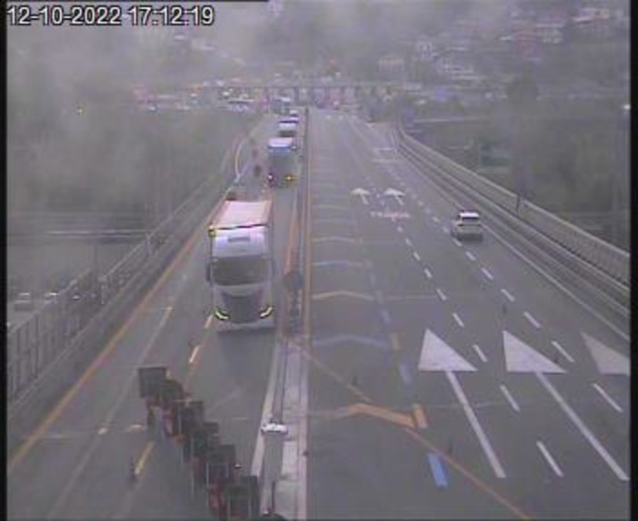 Ventimiglia, incidente allo svincolo dell’autostrada A10: un ferito Ventimiglia, incidente allo svincolo dell’autostrada A10: un ferito