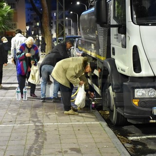 Inquinamento delle acque a Taggia e Sanremo: diminuisce ma rimane sempre contaminata, ecco la situazione Inquinamento delle acque a Taggia e Sanremo: diminuisce ma rimane sempre contaminata, ecco la situazione