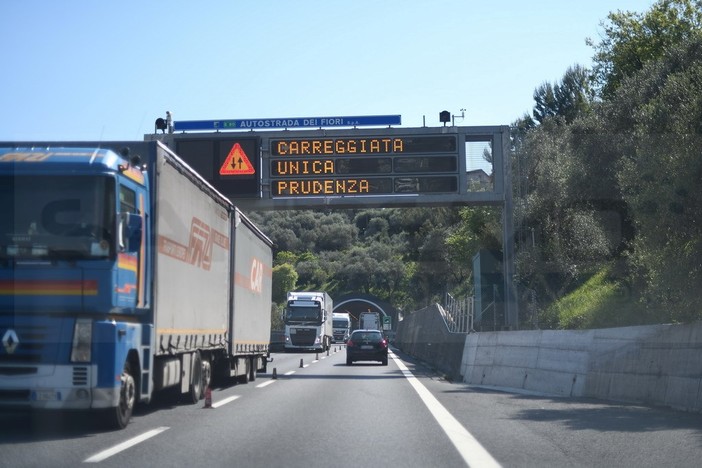 Astm sottoscrive un ‘Loan Esg’ da 100 milioni: finanzierà investimenti anche sulla A10 Savona-Ventimiglia Astm sottoscrive un ‘Loan Esg’ da 100 milioni: finanzierà investimenti anche sulla A10 Savona-Ventimiglia