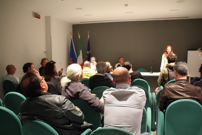 Dopo un riavvicinamento Cisl e Ugl voltano di nuovo le spalle al Casinò: programmate 30 ore di sciopero da oggi Dopo un riavvicinamento Cisl e Ugl voltano di nuovo le spalle al Casinò: programmate 30 ore di sciopero da oggi