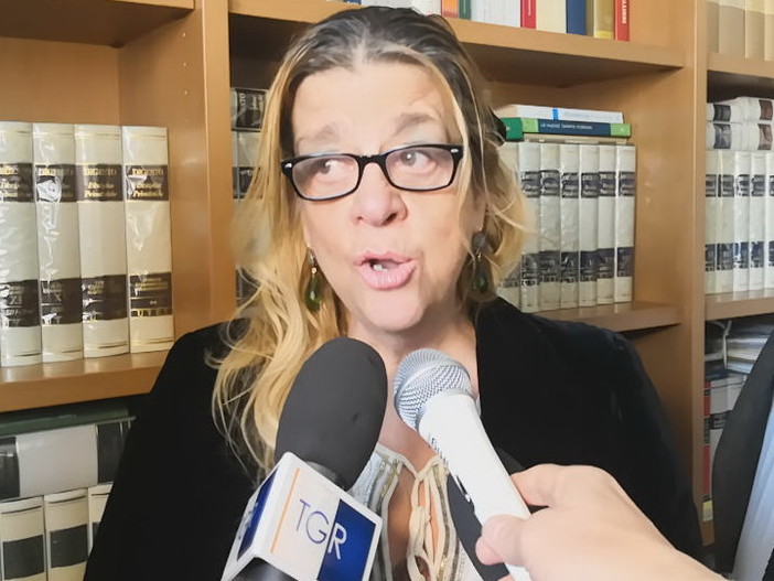 Imperia: i sindacati chiedono la revoca della reggenza del 'Marconi' per la preside Zappulla