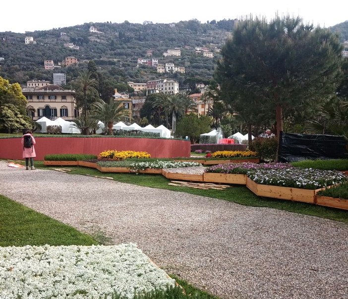 Genova: c'è anche un po' di Sanremo con l'allestimento di Amaie Energia a Euroflora 2022 (Foto) Genova: c'è anche un po' di Sanremo con l'allestimento di Amaie Energia a Euroflora 2022 (Foto)