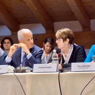 Claudio Scajola ad Aosta per Alcotra: “Siamo fulcro dell’alleanza transfrontaliera, in arrivo risorse importanti" Claudio Scajola ad Aosta per Alcotra: “Siamo fulcro dell’alleanza transfrontaliera, in arrivo risorse importanti"