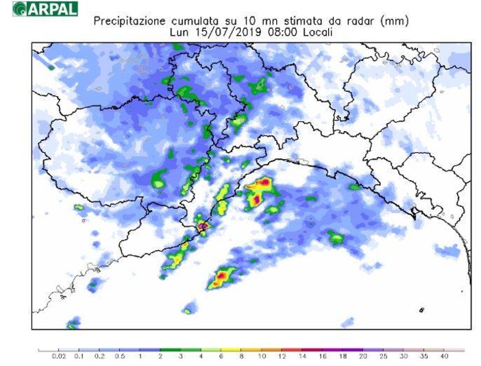 Maltempo sul Nord-Ovest: per ora è marginale la perturbazione, qualche millimetro di pioggia e calo delle temperature Maltempo sul Nord-Ovest: per ora è marginale la perturbazione, qualche millimetro di pioggia e calo delle temperature