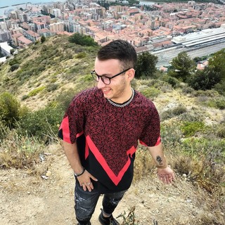 “Come sai fare tu” è il nuovo singolo del ventimigliese Andrea Runcio, in arte Logan (Foto)