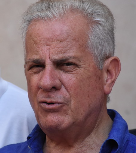 Tragedia del ponte "Morandi", Claudio Scajola: "Massima vicinanza ai familiari delle vittime" Tragedia del ponte "Morandi", Claudio Scajola: "Massima vicinanza ai familiari delle vittime"