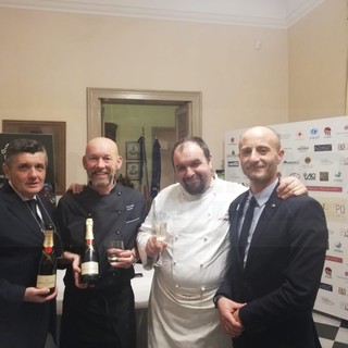 Sanremo: Nobel Week, applausi per gli studenti dell'Alberghiero 'protagonisti' durante i momenti enogastronomici Sanremo: Nobel Week, applausi per gli studenti dell'Alberghiero 'protagonisti' durante i momenti enogastronomici