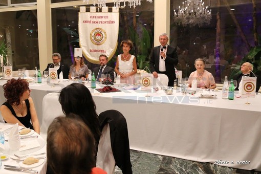 Bordighera: al Grand Hotel del Mare la serata evento per Amitiè sans Frontiers, le foto