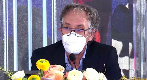Alberto Biancheri, sindaco di Sanremo, in conferenza stampa