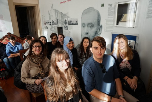 Rappresentanza degli studenti dell’IIS Ruffini di Imperia alla 'Nobel Day' di ieri a Sanremo