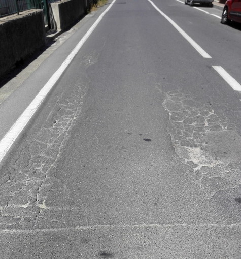 Soldano: asfalti della Val Verbone in condizioni disastrate, appello dei residenti al Sindaco di Soldano e alla Provincia