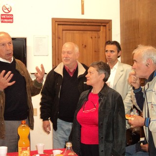 Imperia: il candidato sindaco del centro destra Erminio Annoni in visita a Caramagna