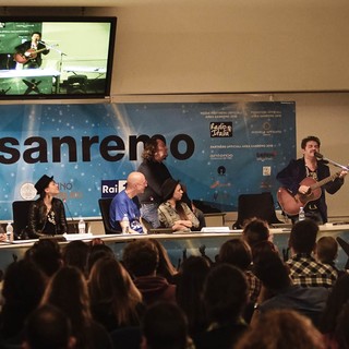 Area Sanremo 2016, interviste a Monia Russo, Maurizio Caridi e Stefano Senardi: “C’è tanta qualità, stiamo pensando di ampliare il numero e diminuire i costi di iscrizione” (video)