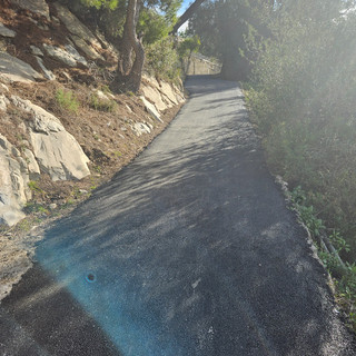 Pian dei Bosi, completati i lavori per la fibra ottica e il rifacimento della strada: un risultato atteso da anni (Foto)