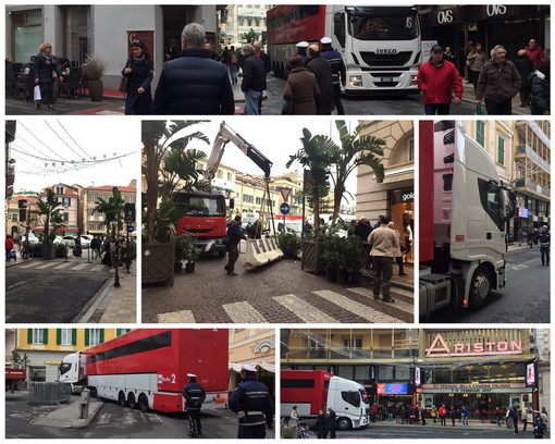 Festival di Sanremo: grandi manovre in centro città per l'arrivo del camion di Radio2, rimossi i new jersey (Foto e Video)