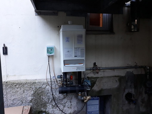 Ventimiglia: dopo l'acquazzone di mercoledì e la rottura della caldaia, domani tutto torna a posto alla scuola di Torri (Foto) Ventimiglia: dopo l'acquazzone di mercoledì e la rottura della caldaia, domani tutto torna a posto alla scuola di Torri (Foto)