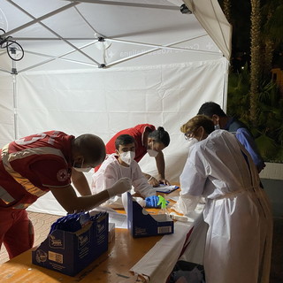 Sanremo: arrivati stanotte alla base logistica poco prima delle 3 altri 121 rifugiati dall'Afghanistan (Foto) Sanremo: arrivati stanotte alla base logistica poco prima delle 3 altri 121 rifugiati dall'Afghanistan (Foto)