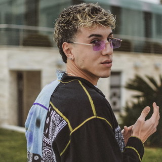 Intervista al cantante Astol sulle frequenze di Radio Onda Ligure 101