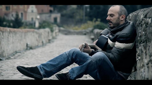 Oggi in Piazza Bresca Festival Stage approdano Amedeo Grisi e Nuvibes