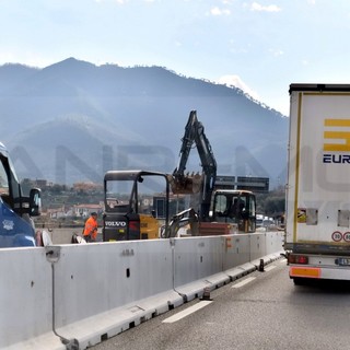 Pochi cantieri la prossima settimana sull'Autostrada dei Fiori: per i vacanzieri strada quasi libera Pochi cantieri la prossima settimana sull'Autostrada dei Fiori: per i vacanzieri strada quasi libera