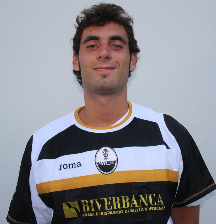 Calcio: Sanremese, cresce l'attesa per il ripescaggio, arriva un difensore