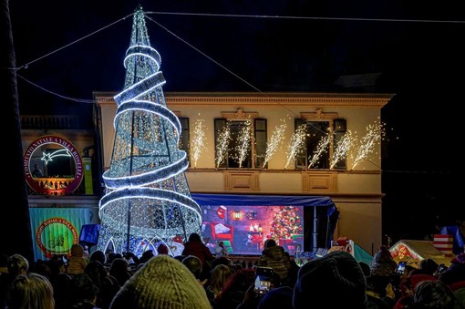 Taggia si prepara ad accendere il Natale: luminarie dal 5 dicembre e calendario ricco di eventi (Foto)