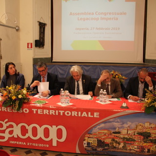 Oggi a Sanremo l'assemblea provinciale di LegaCoop "Anche nell'imperiese riduzione delle cooperative" (Foto e Video)