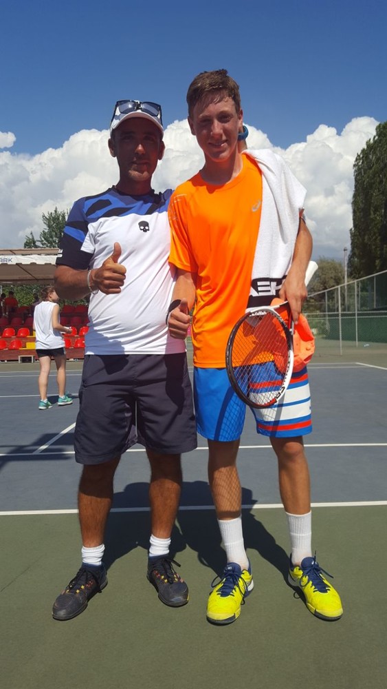 Andrea De Berchi del TC Solaro Sanremo vince torneo Tennis Europe a Tirana
