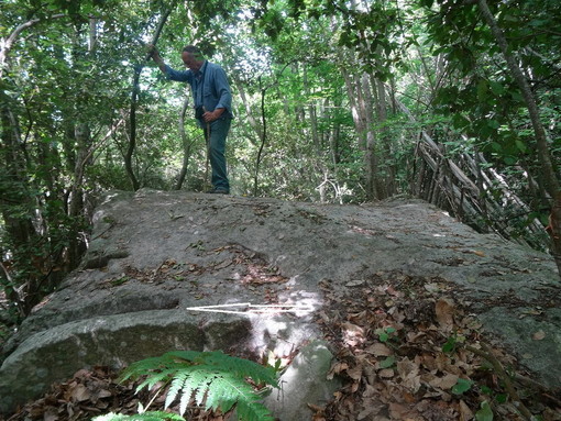 Sanremo: nuove scoperte del gruppo 'ArcheoNervia' nel comprensorio di Monte Bignone e Monte Caggio Sanremo: nuove scoperte del gruppo 'ArcheoNervia' nel comprensorio di Monte Bignone e Monte Caggio