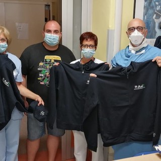 All'Asl1 un dono ai colleghi di lavoro in ricordo di Riccardo Flori, morto a maggio all'età di 63 anni
