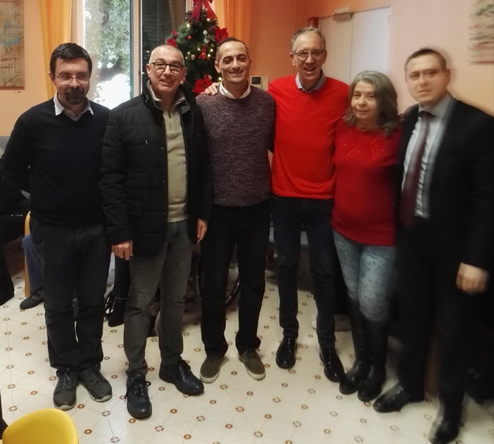 Sanremo: gli auguri del Sindaco e del Presidente del Consiglio agli ospiti della casa di riposo 'Borea' (Foto) Sanremo: gli auguri del Sindaco e del Presidente del Consiglio agli ospiti della casa di riposo 'Borea' (Foto)