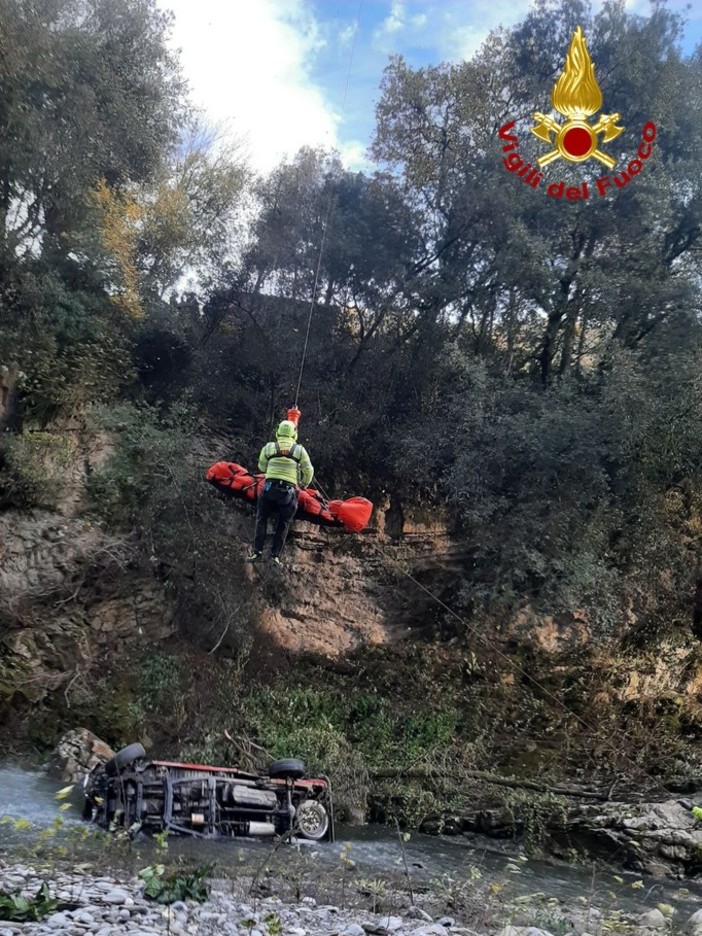 Le immagini dei soccorsi Le immagini dei soccorsi
