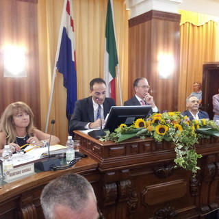 Sanremo: sfiorata la rissa in Consiglio, Il Grande "E' intollerabile quanto accaduto!" Arrivano le prime denunce? Sanremo: sfiorata la rissa in Consiglio, Il Grande "E' intollerabile quanto accaduto!" Arrivano le prime denunce?