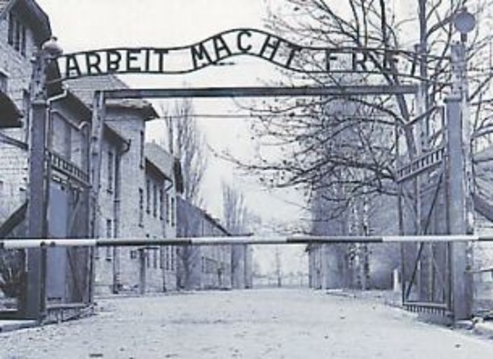 Giornata della memoria: il ricordo ed il monito a non dimenticare dell'associazione Culturale 'Michele De Tommaso' Imperia