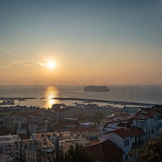 Ecco la Costa Smeralda, la crociera del Festival è arrivata a Sanremo (foto)