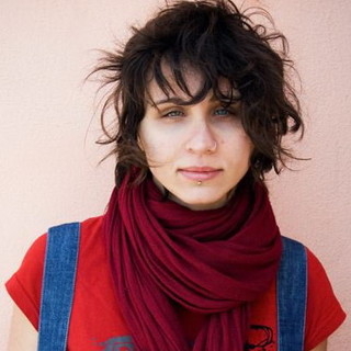 Alex Bartolo, studentessa del Dams di Imperia, vince il premio 'Personalità artistica'