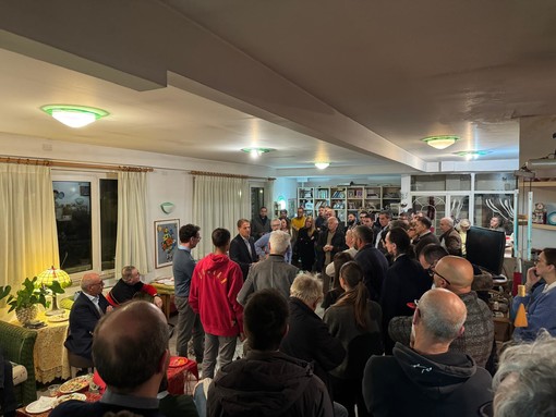 Sanremo: in tanti per la serata degli auguri per l'associazione 'Forum', rinnovato anche l'organigramma Sanremo: in tanti per la serata degli auguri per l'associazione 'Forum', rinnovato anche l'organigramma