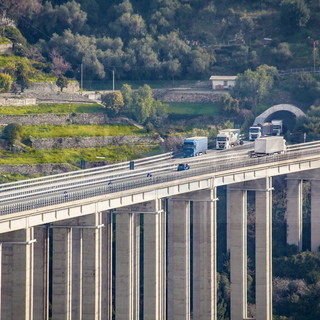 Ventimiglia-Imperia Est, Riolfo: Autostrade dei Fiori ha riferito che per Pasqua i cantieri saranno ridotti a uno, tavolo Regione-Mit per gratuità pedaggi Ventimiglia-Imperia Est, Riolfo: Autostrade dei Fiori ha riferito che per Pasqua i cantieri saranno ridotti a uno, tavolo Regione-Mit per gratuità pedaggi
