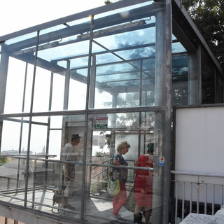 Imperia, ascensori in funzione dal 9 luglio. Montanaro: "Ecco quanto costerebbe smantellarli o sostituirli" Imperia, ascensori in funzione dal 9 luglio. Montanaro: "Ecco quanto costerebbe smantellarli o sostituirli"