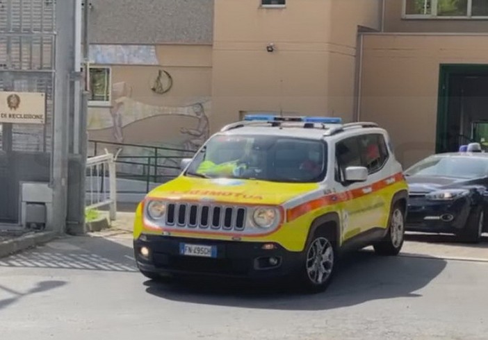 Sanremo: violenza choc in carcere, cinque agenti della Penitenziaria picchiati da un detenuto