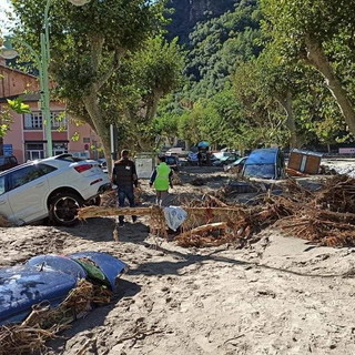 Ventimiglia: il Consigliere regionale Ferruccio Sansa sull'esondazione del Roya “Quando sono state aperte le dighe francesi?" Ventimiglia: il Consigliere regionale Ferruccio Sansa sull'esondazione del Roya “Quando sono state aperte le dighe francesi?"