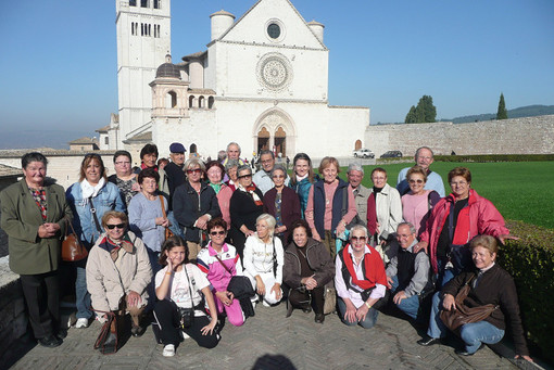 La 'Classe 1941' di Sanremo e Ceriana organizza con il Vescovo Vittorio Lupi una gita ad Assisi e Ravenna La 'Classe 1941' di Sanremo e Ceriana organizza con il Vescovo Vittorio Lupi una gita ad Assisi e Ravenna