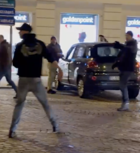 Le immagini da piazza Colombo Le immagini da piazza Colombo