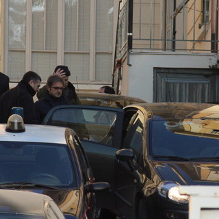 Arrestati questa mattina all'alba dai Carabinieri il cancelliere del tribunale di Sanremo, Massimo Capurro, e l'avvocato Antonio De Felice Arrestati questa mattina all'alba dai Carabinieri il cancelliere del tribunale di Sanremo, Massimo Capurro, e l'avvocato Antonio De Felice