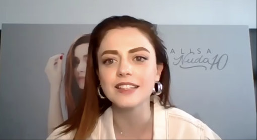 Annalisa in conferenza stampa streaming