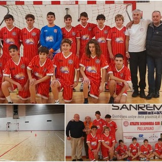 Pallamano, nuova divisa per la squadra maschile under 17 dell'Abc Bordighera (Foto) Pallamano, nuova divisa per la squadra maschile under 17 dell'Abc Bordighera (Foto)