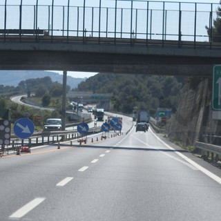 Chiusura autostrade: Berrino "Inconcepibile che si chiudano tratti senza considerare i contemporanei lavori della rete ferroviaria" Chiusura autostrade: Berrino "Inconcepibile che si chiudano tratti senza considerare i contemporanei lavori della rete ferroviaria"
