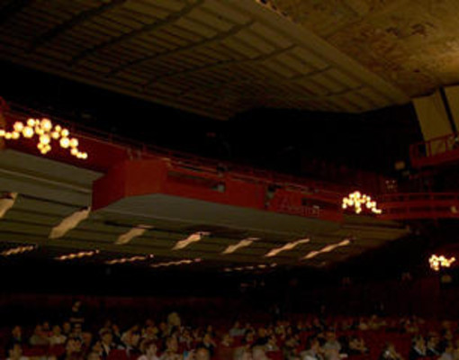 Sanremo canta napoletano: definito il Cast artistico per il Teatro Ariston di sabato 15 settembre Sanremo canta napoletano: definito il Cast artistico per il Teatro Ariston di sabato 15 settembre